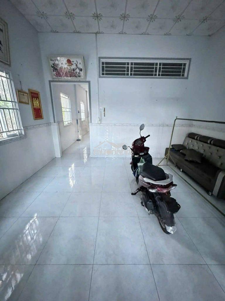 Giảm 350tr chỉ còn 850tr căn nhà 110m2 đường lê thị siêng, củ chi, shr - 2