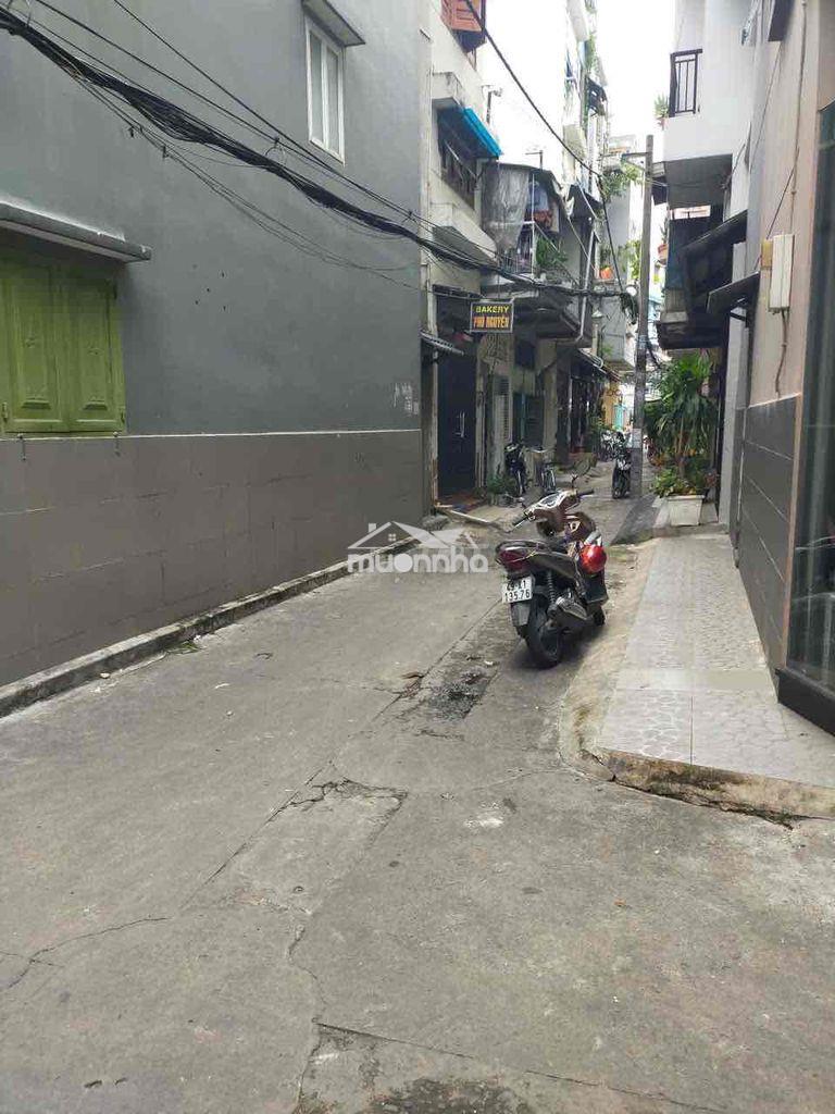 Cần bán nhà ngay trung tâm q10 - 2