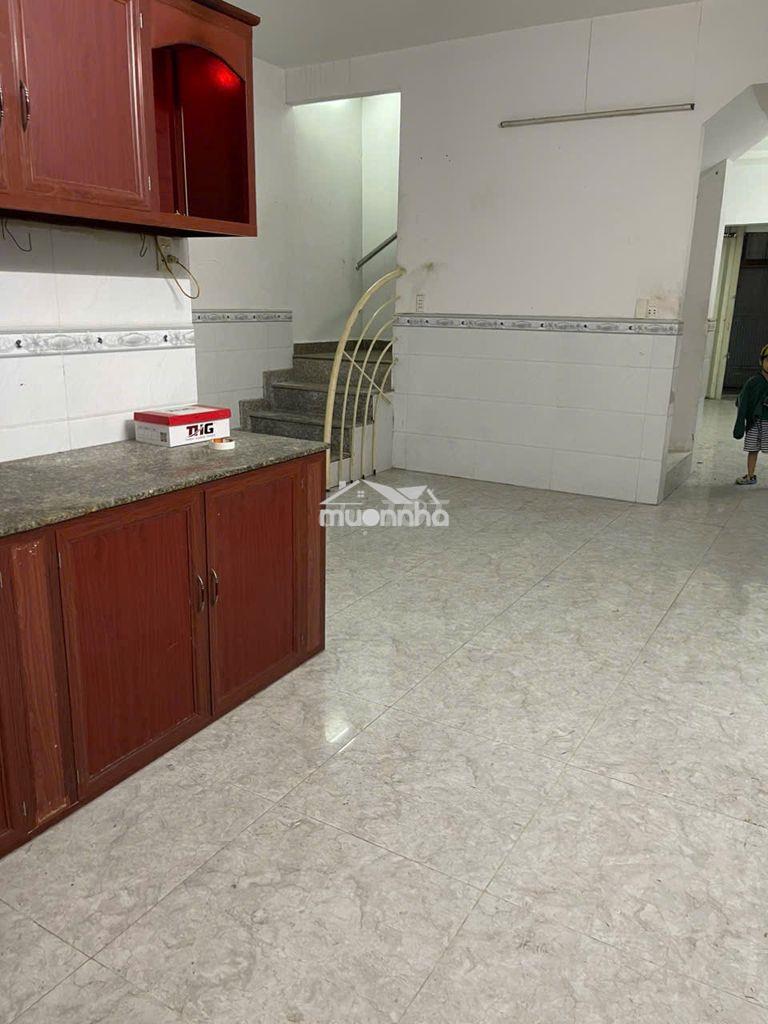 Nhà 1 lầu đúc, 5m x 20m, 2pn (có máy lạnh), 2wc, hẻm 2.5m hậu giang - 3