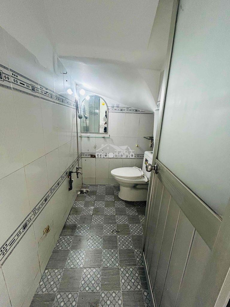 Cho thuê nguyên căn hẽm xe hơi huỳnh tấn phát - 4