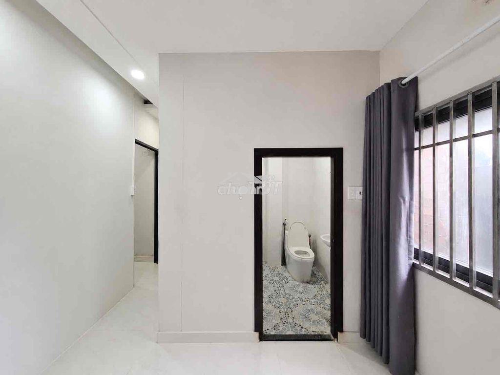 Cho thuê phòng giá rẻ dành cho hssv-cửa sổ thoáng-mới-sạch sẽ-âu cơ - 4