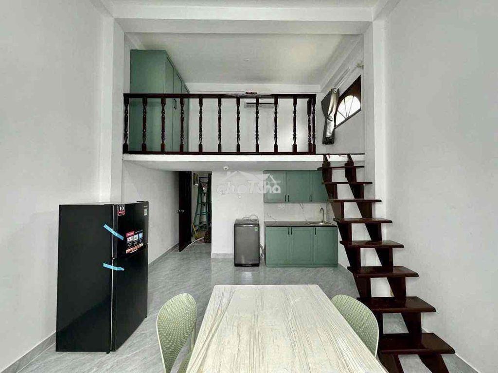 Phòng gác ngay tân sơn nhì, kế bên huit - 2