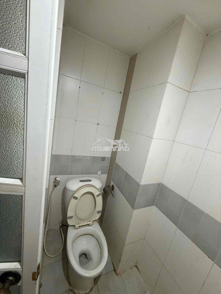 Chỉ hơn 1 tỷ có nhà quận 1 trung tâm sài gòn - 3