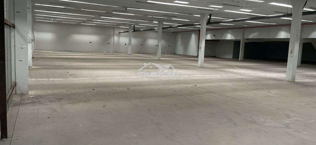 Mb kho xưởng vitri đẹp xe container. giá 100k/1m2 có xuất (vat) - 3