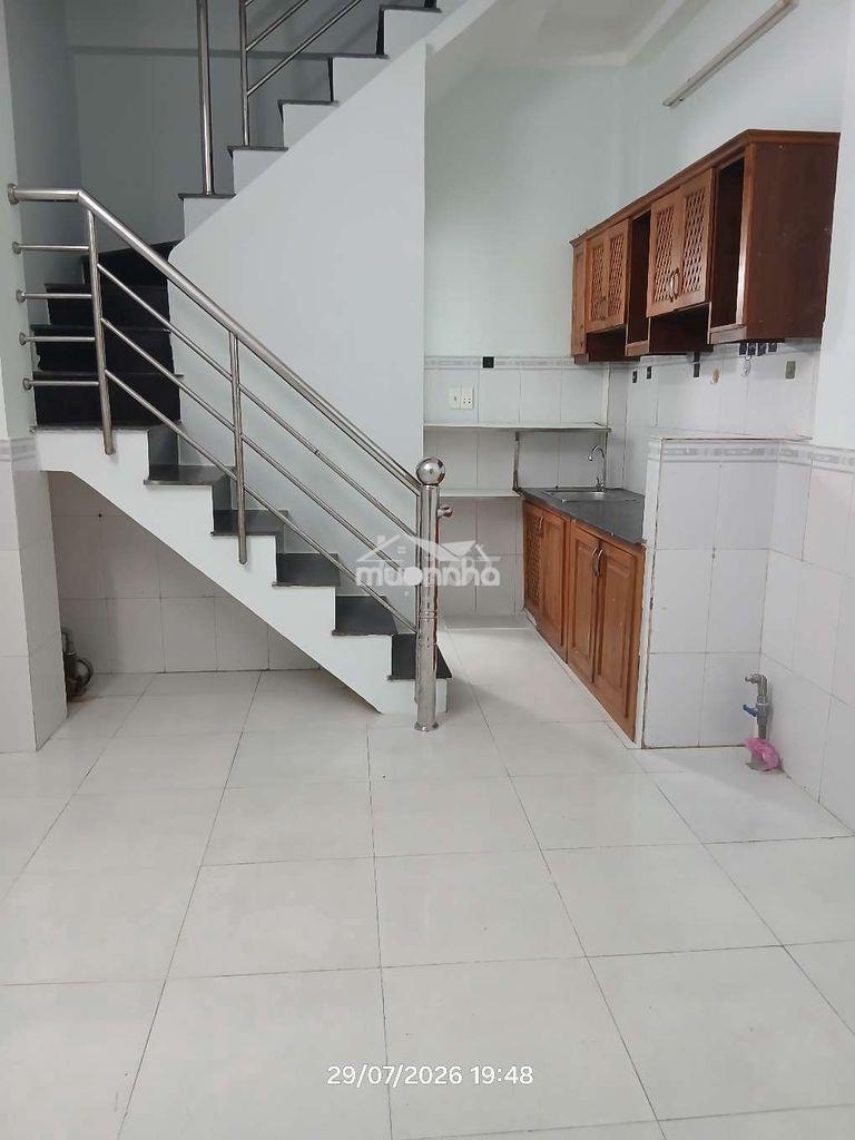Nhà nguyên căn  1 trêt 2 lầu.. hoàn thiện mới.   - 2