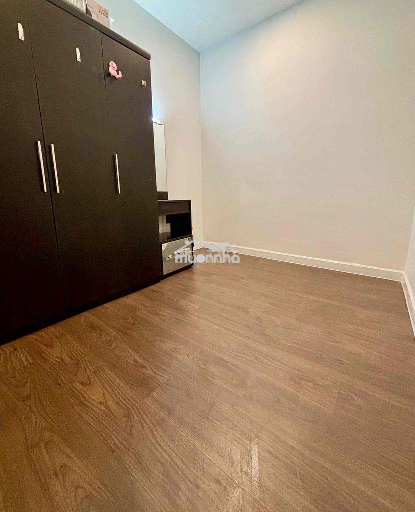 Cho thuê nhà trống sài gòn royal 2pn1wc giá chỉ 14,8tr - 3