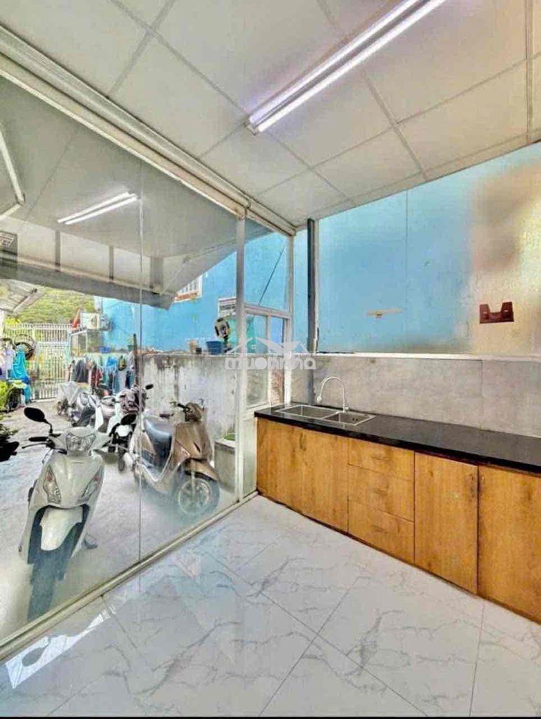 Cho thuê nhà nguyên căn đường thích quảng đức quận pn