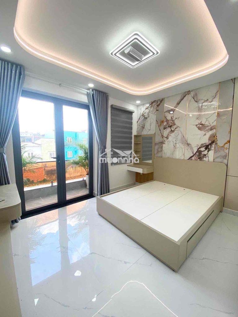 Nhà 5 tầng ‘ 5 pn 6 wc ‘ có thang. máy 450 k ‘ có phòng sông hơi ‘ tặ