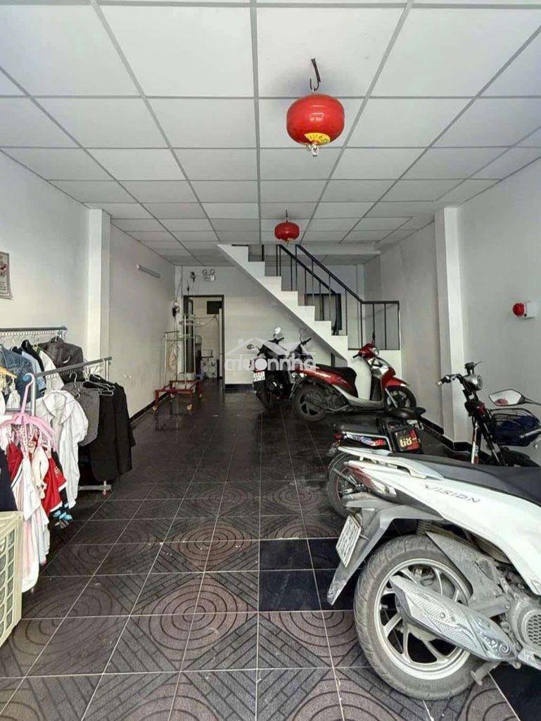 65m2 xây 5 tầng, ngay ngã tư âu cơ - lạc long quân, nguồn thu 35tr/th - 2