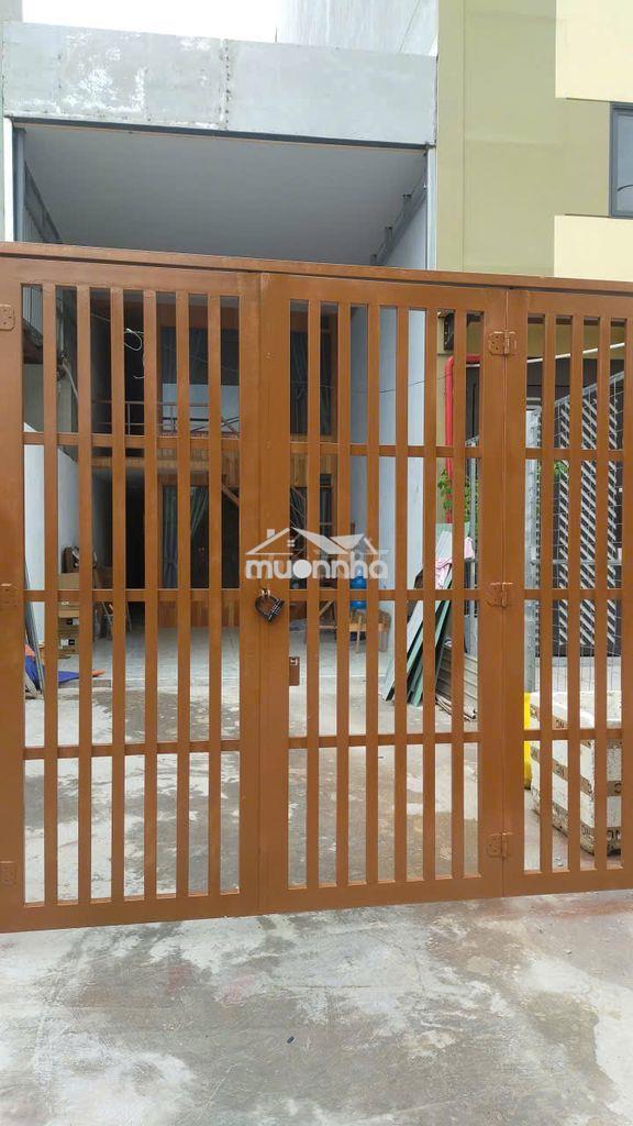 Phòng thuê nhà sạch, đẹp, cách đh ufm 100m, thích hợp cho nữ sv & nvvp