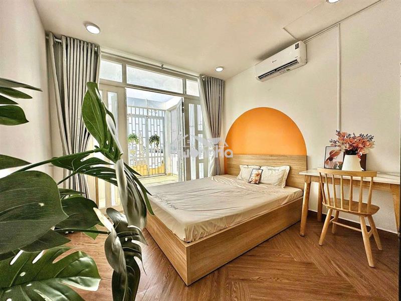 Studio ban công tách bếp,đi chuyển kcx ufm q4 chỉ khoảng 5p