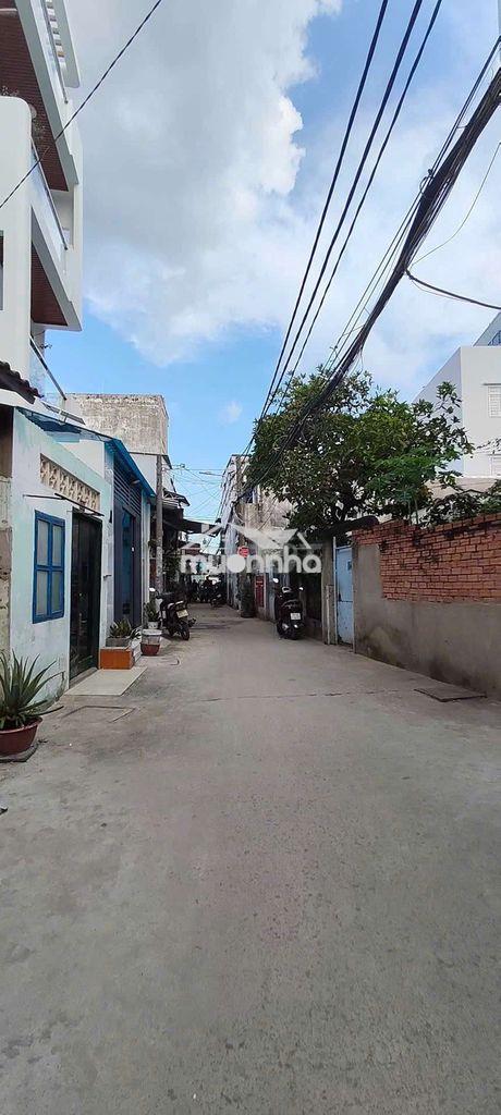 Nhà sổ hồng riêng  giá  tốt  . trong tháng  7 - 4