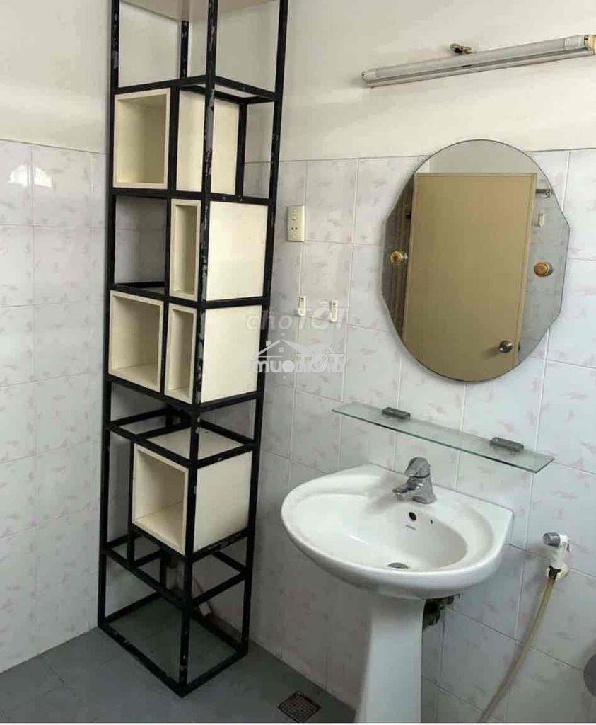 Phòng 2 cửa sổ cực thoáng – trung tâm q1 gần lê văn tám – ở 1 người 5, - 3