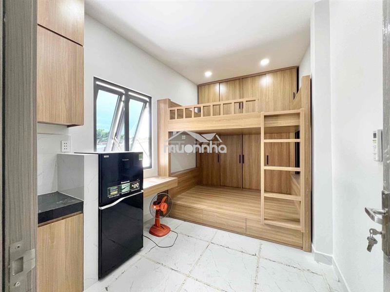 Chdv full nội thất, cửa sổ trời - thang máy sát cầu nguyễn tri phương