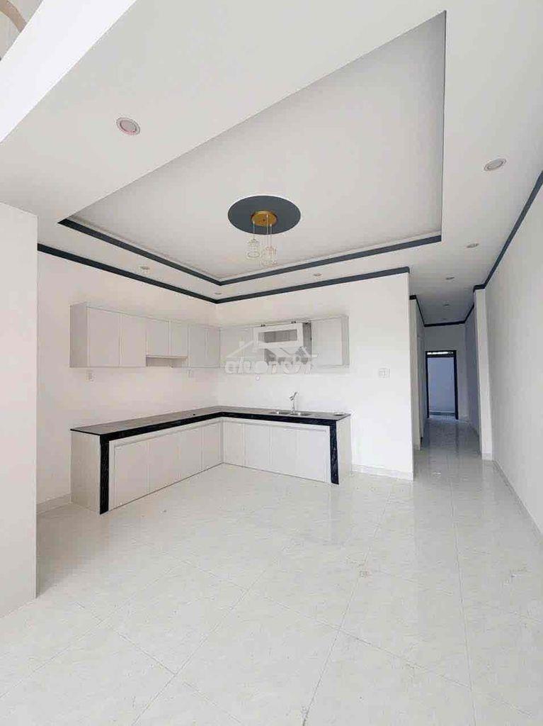 Chính chủ bán gấp nhà gác lửng đúc sân xe ôtô gần cây xăng 75 - 4