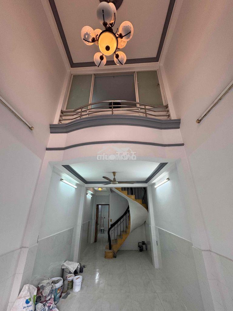 Cho thuê nhà hẻm xe hơi ngay lý thường kiệt - 4 tầng giá chỉ 15tr