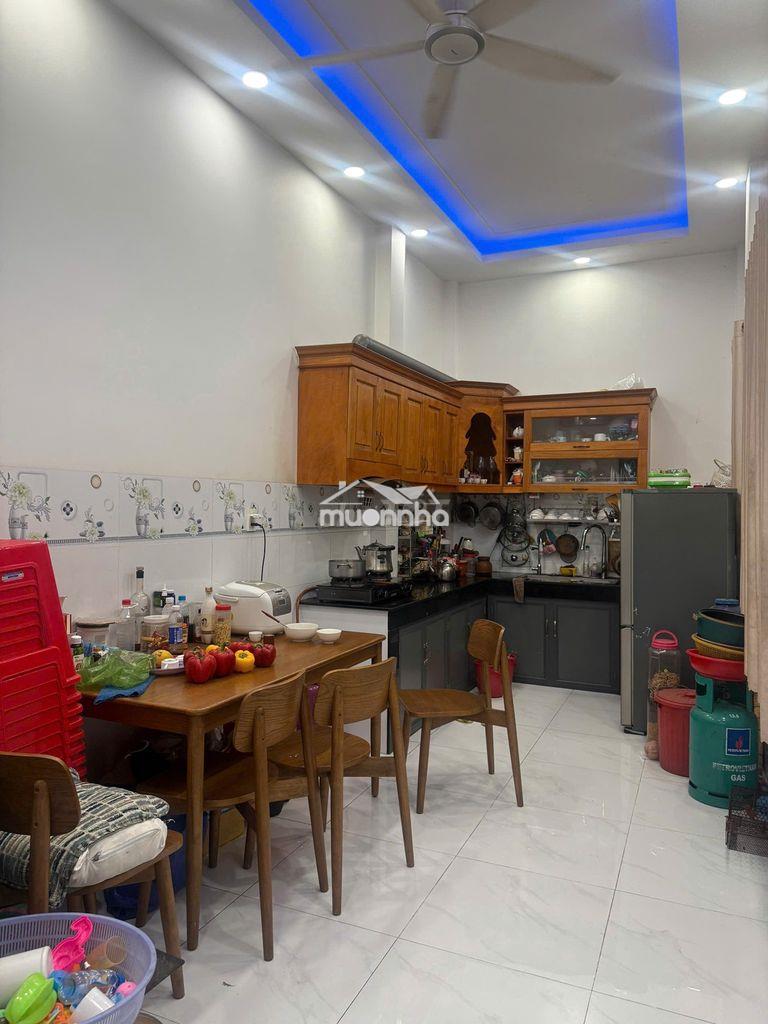 Bán nhà hxh lý thường kiệt, 4x15, t+2l, giá 6.8 tỷ ( nhà mới)