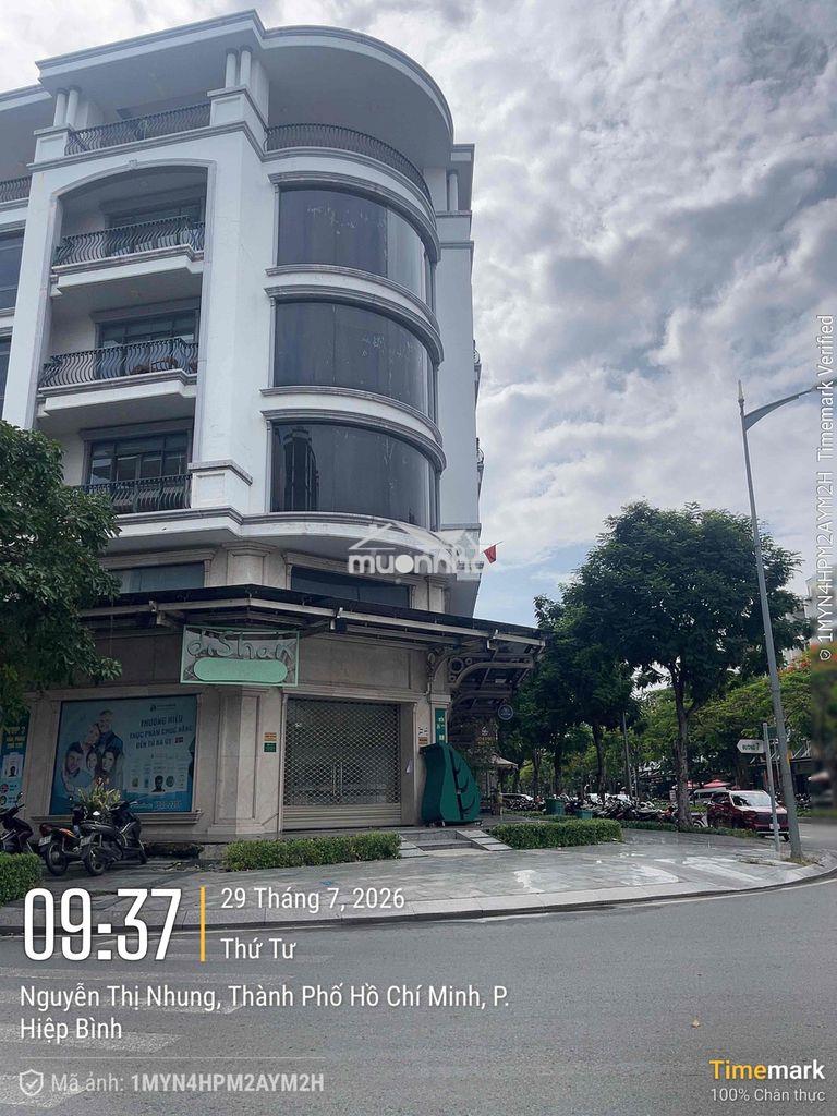 Căn góc 2 mặt tiền 14x22m -6 tầng nguyễn thị nhung vạn phúc city