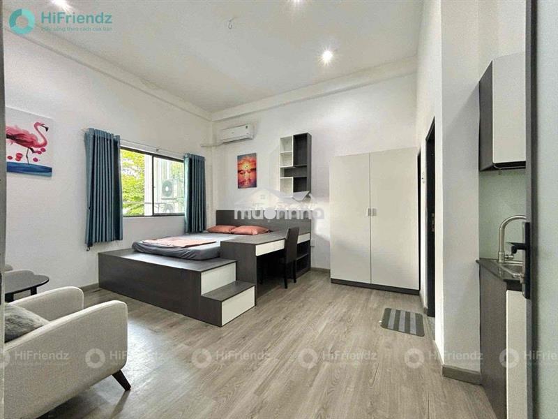 Studio cửa sổ trời lớn - ngay công viên hoàng văn thụ