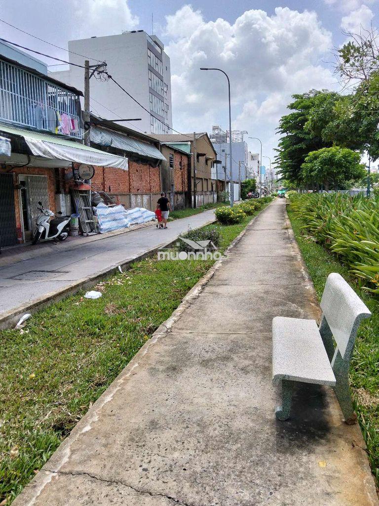 Nhà đẹp vê sông đường tùng thiện vương quận 8 - dt 40m2 - giá 5.5.tỷ  - 2