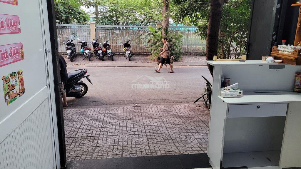 Mặt bằng ngay ngã 3 _ tiện làm văn phòng, cửa hàng - 4