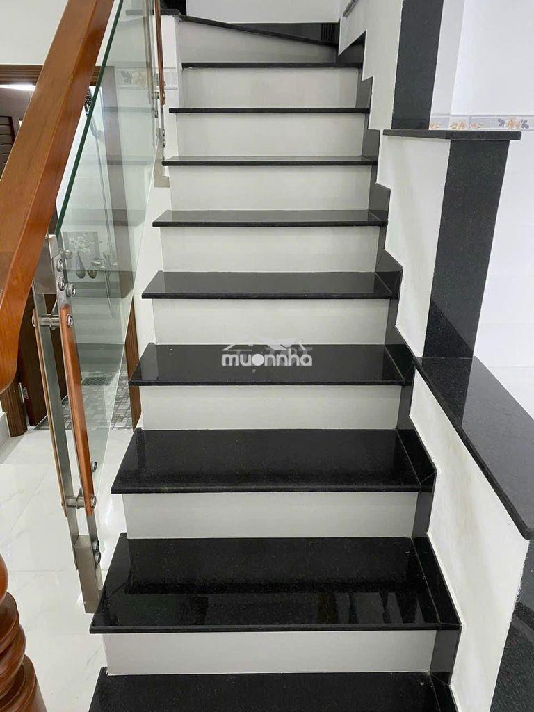 Nhà cho thuê nguyên căn gần sống thần t+1l, 8tr/ tháng - 2