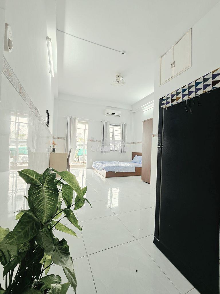 Cho thuê chdv studio, phú nhuận, full nội thất, 5tr8, 28m2 - 4