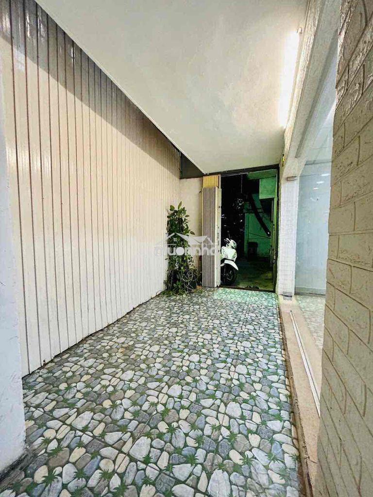 Nhà hẻm xe hơi tiện ở và kinh doanh - 4