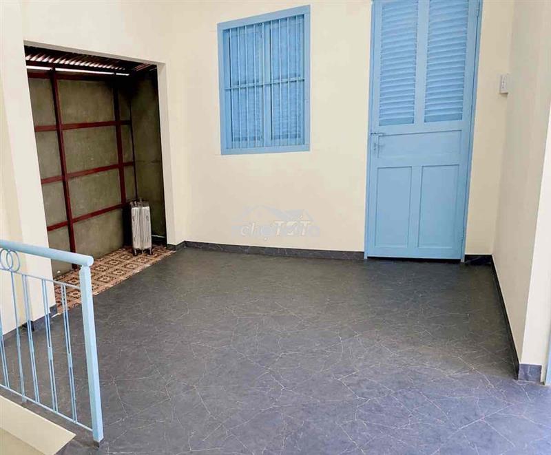 Nhà nguyên căn ngay trung tâm quận 5