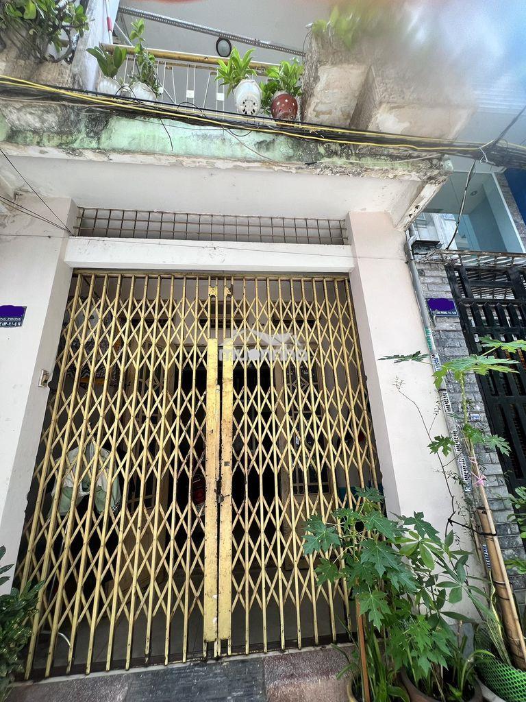 Bán nhà hẻm lớn đường lê hồng phong p1 - 2