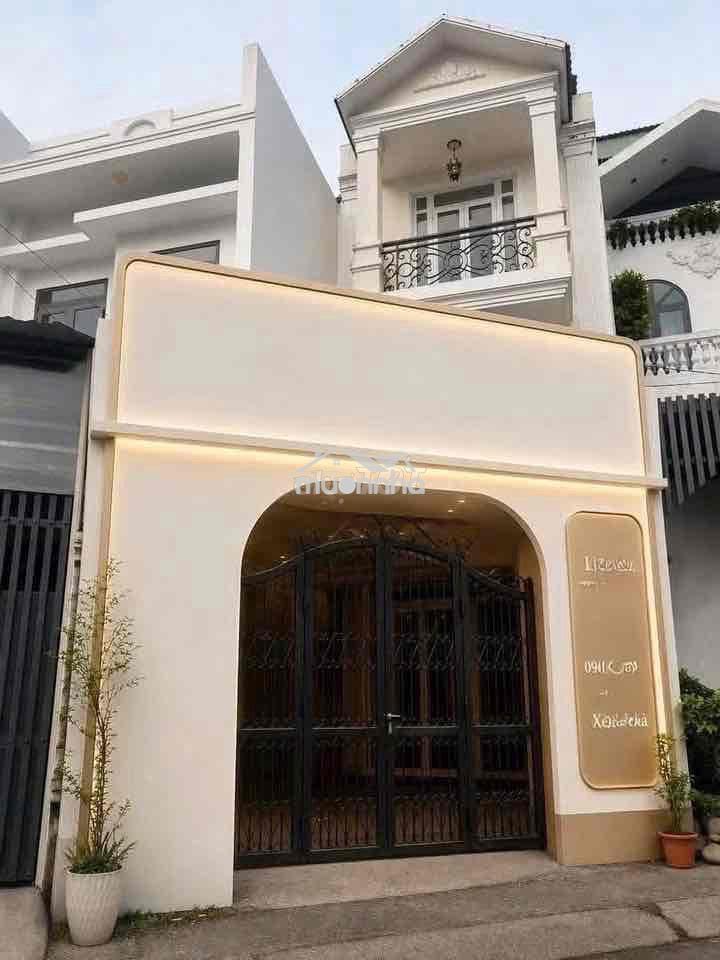 Nhà  chánh nghĩa 4pn 4wc chỉ 12tr