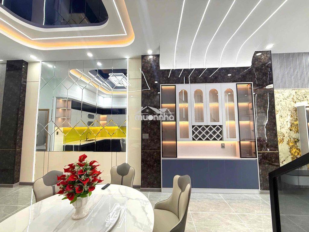 Bán nhà 1 trệt 2 lầu full nội thất p. đông hòa, tp. dĩ an dt 110m 6,9t - 4