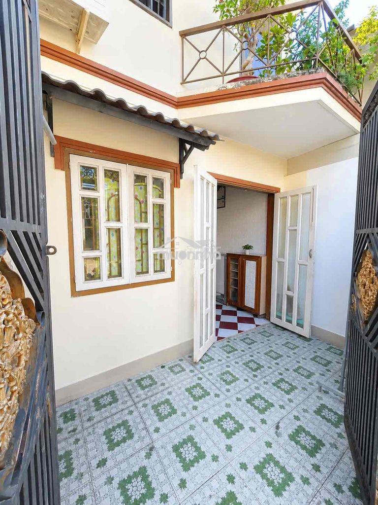 Nhà nguyên căn - 2 tầng - 4,1❌15m - xe hơi - tân quy - q7 - 11tr/th
