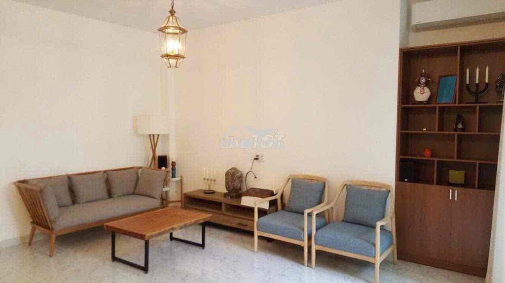 Bán nhà hẻm hoà hưng, gần vòng xoay dân chủ, giáp quận 3,1 - 3