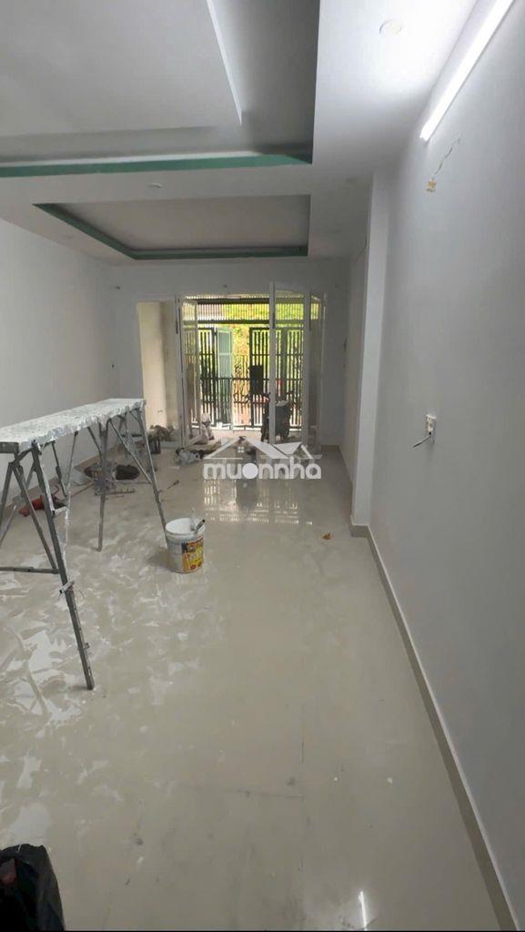 Cho thuê nhà vườn lài 4 x 20 m đúc 3,5 tấm hẻm 7 m : 5 pn , 4 wc
