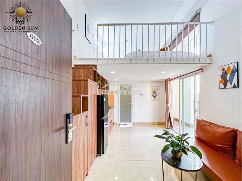 Cho thuê căn hộ duplex gác cao bancong full nt gần phú mỹ hưng,đh rmit