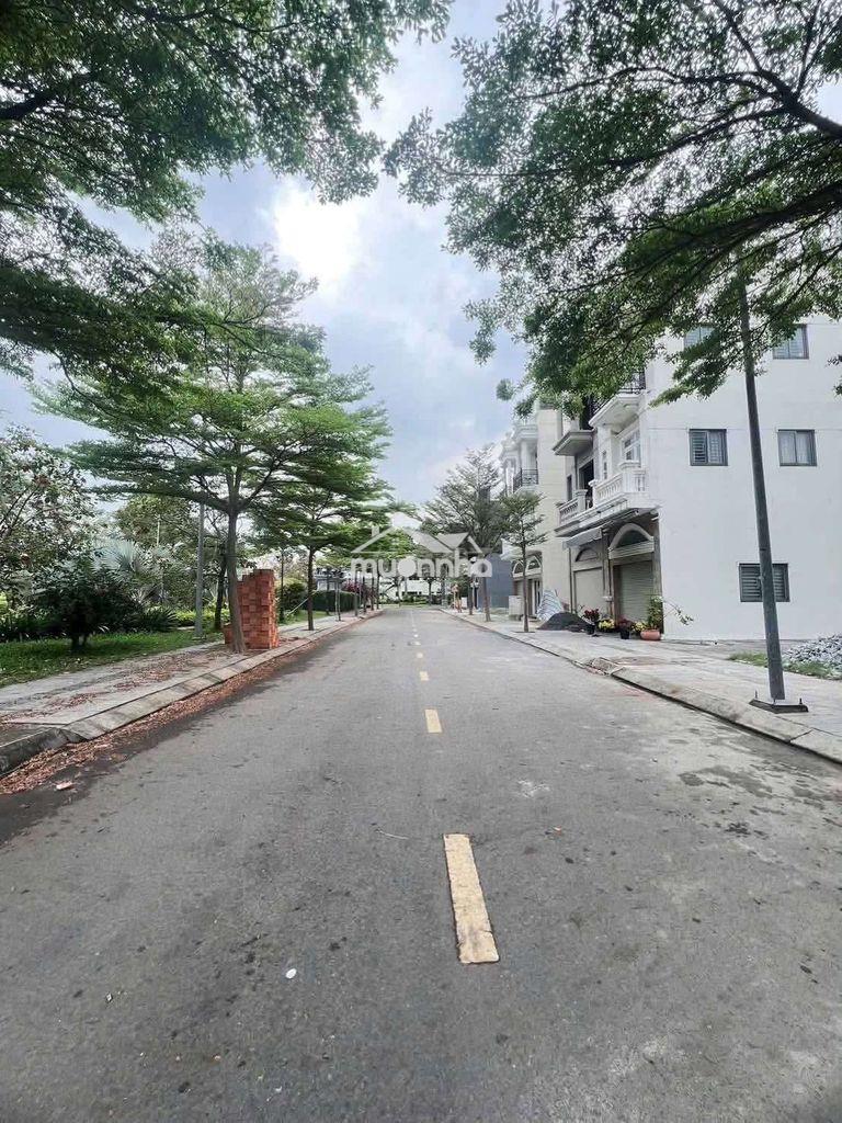 Nhà 3 tấm khu dân cư thông dung iconl 550 - 4