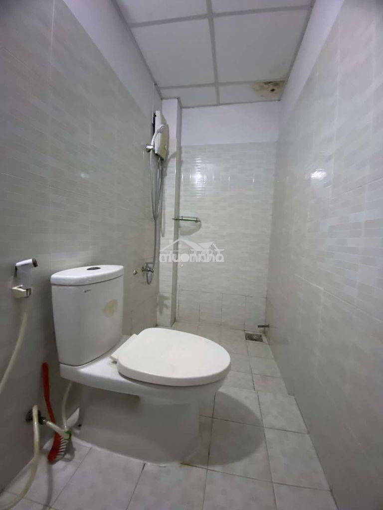 Sang nhương 1mb+10p 10wc cost 1,1tr/phòng hxh đ.số 19 p.bhha bt - 2