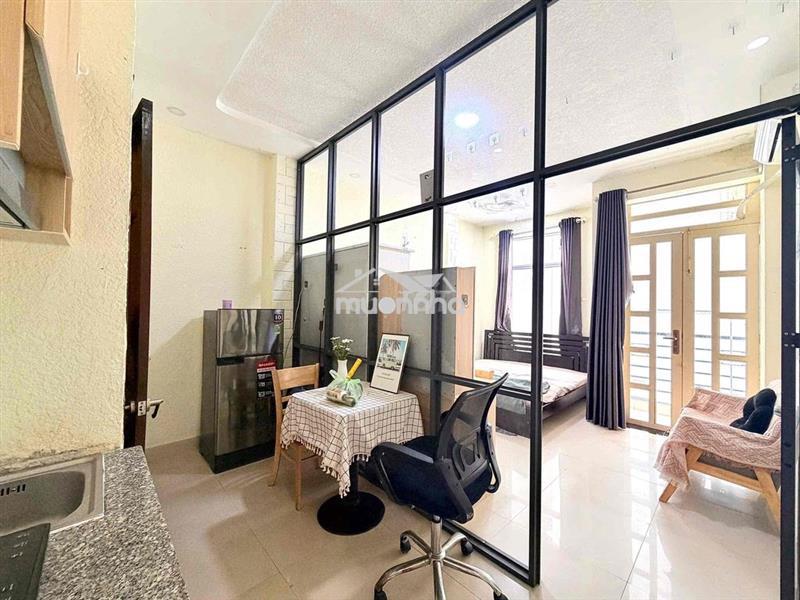 Cho thuê căn hộ 1pn tách bếp bancol  full nt ngay bờ kè hoàng sa q1