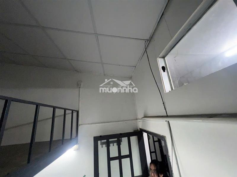 Cho thuê phòng trọ gân trường cán bộ 