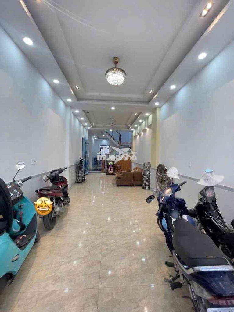 Hẻm 6m thông gò dầu, 2 tấm, 4 x 18m, 3 phòng ngủ, 3 wc - 2
