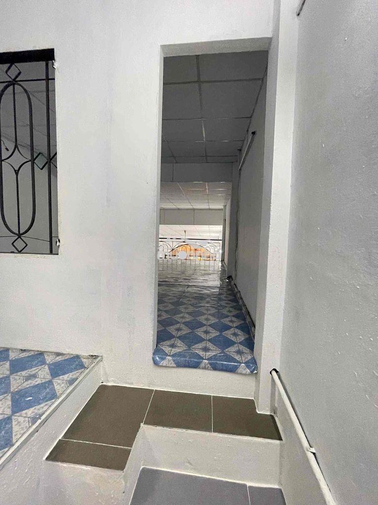 Cho thuê nhà 1 trệt,gác lửng 2n, 1wc đường dương văn dương - 4
