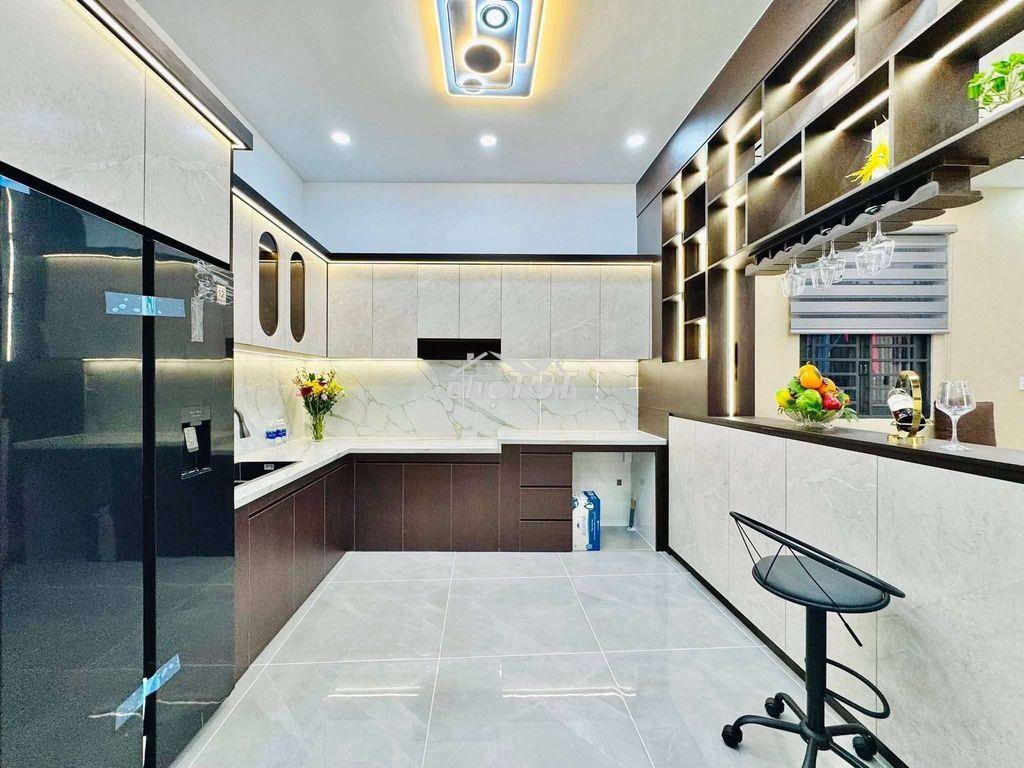 –Ngay huỳnh tấn phát _ gần huỳnh thị đồng
4 tầng _64m2. hon 6 đ (tl) - 2
