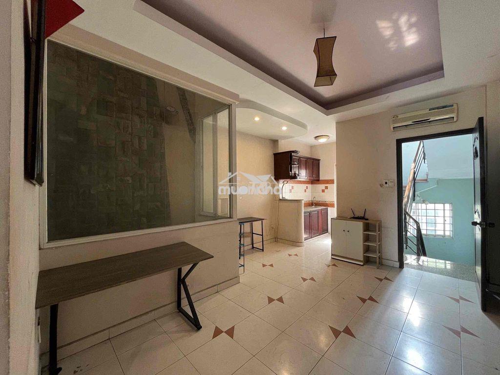Rộng thênh thang 65m2 - 2pn - 1wc - nội thất cơ bản - dakao quận 1 - 3