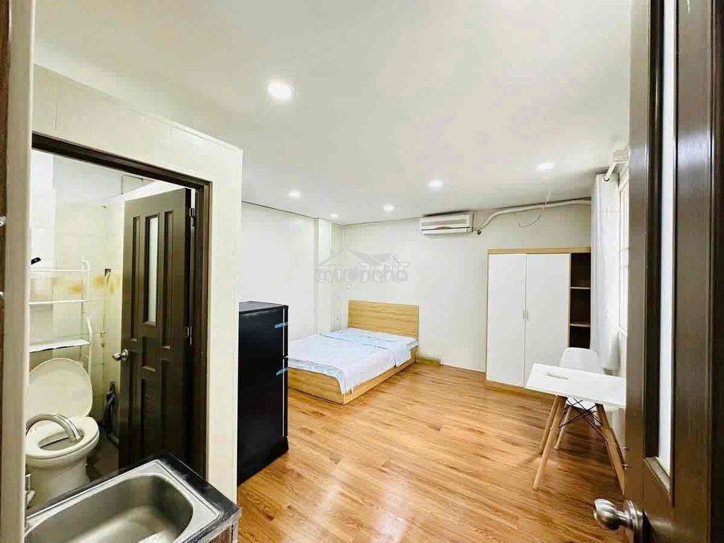 Cho thuê phòng cửa sổ thoáng - đầy đủ nội thất - có thang máy - 4
