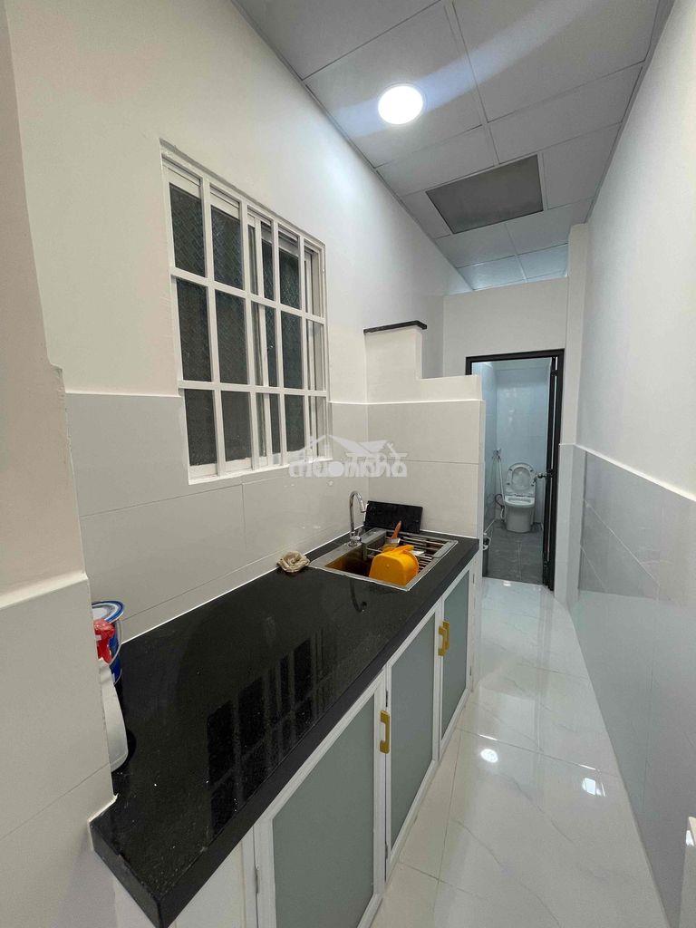 Nhà mới 3,3x5m 2 lầu 2wc có ban công rộng - 3