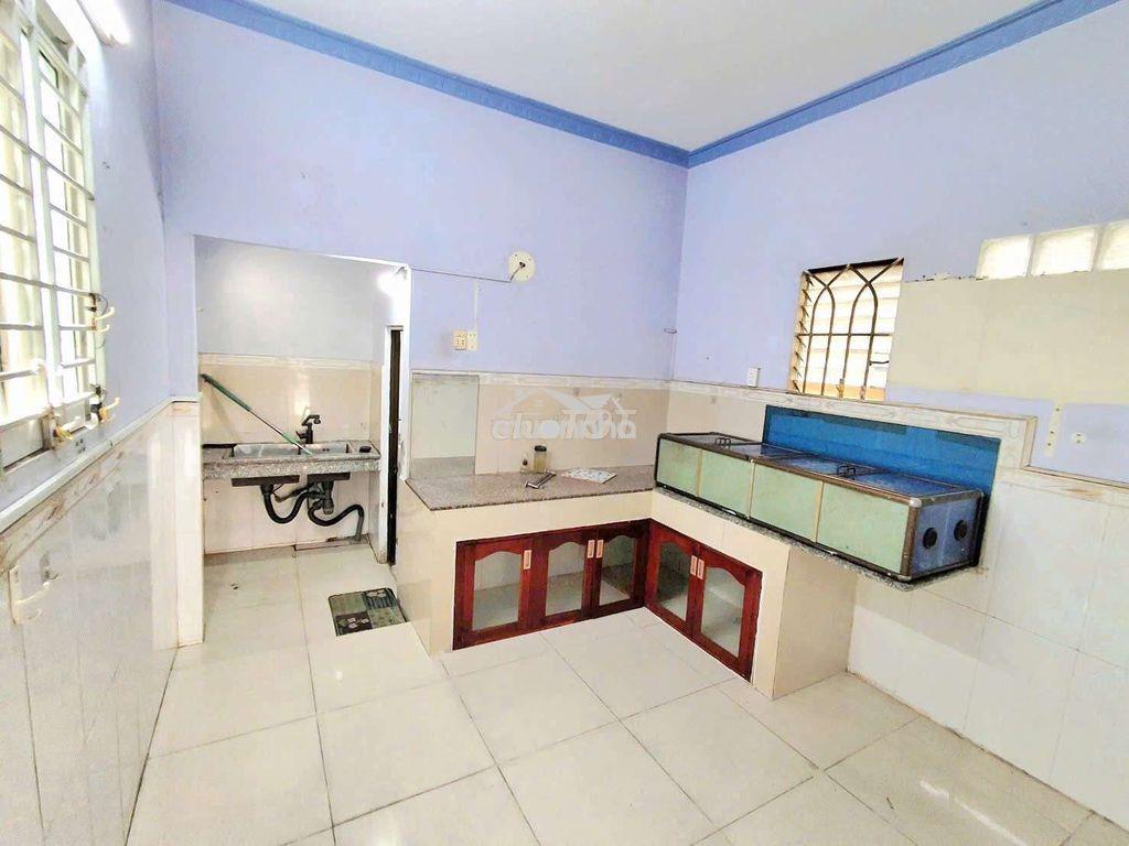 💲Giá chỉ 3 tỷ 750 triệu ( tl)
🏠nhà chính chủ lâu năm-đúc thật btct - 3