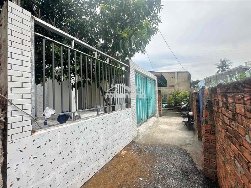 Bán nhà cấp 4 ( diện tích 144m2 ngang 7mét ) gần cầu bửu hoà