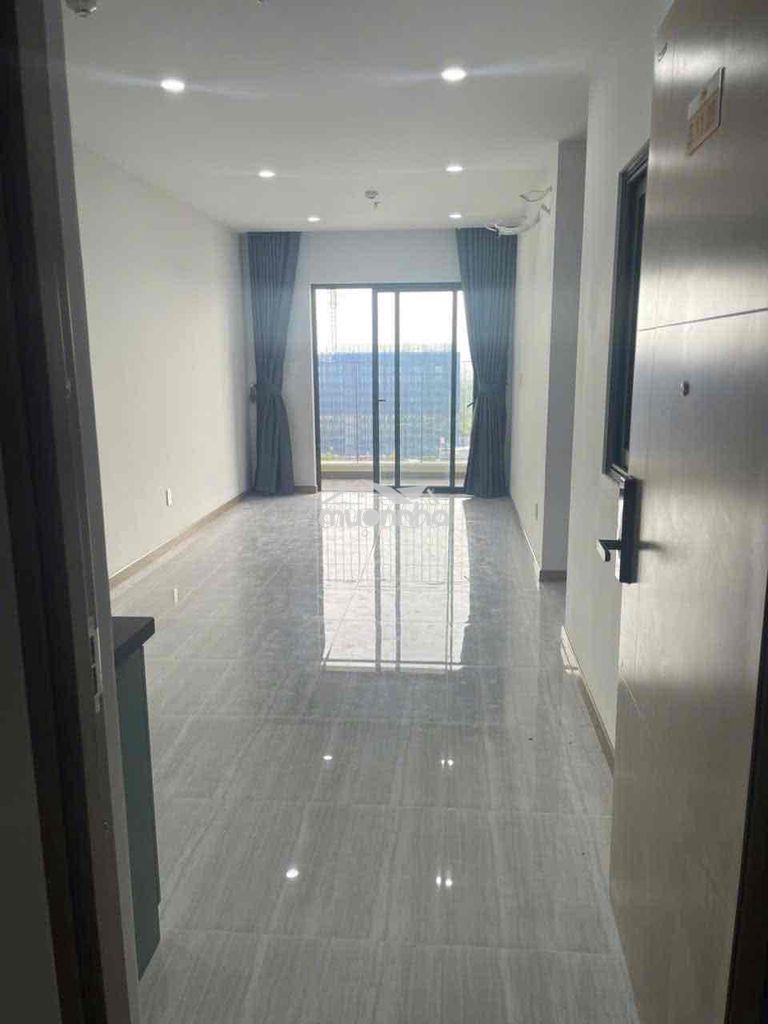 Khách ngộp ngân hàng – bán gấp căn 2pn green topaz view hồ đá