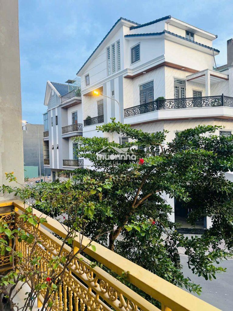 Mặt tiền kinh doanh - 4